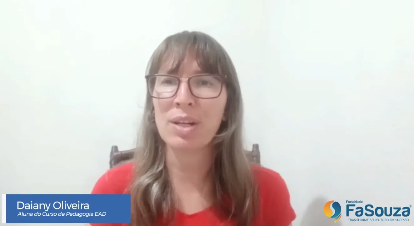 Foto de aluno da Licenciatura em Pedagogia da FaSouza