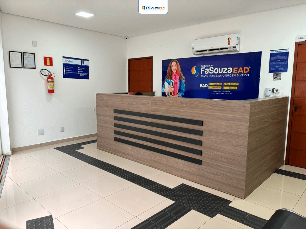 Recepção da Faculdade FaSouza em Ipatinga MG